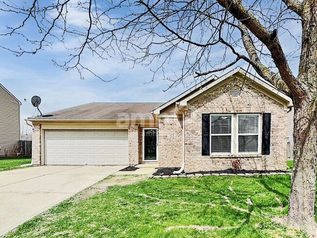 Building Photo - 5624 Grassy Bank Dr