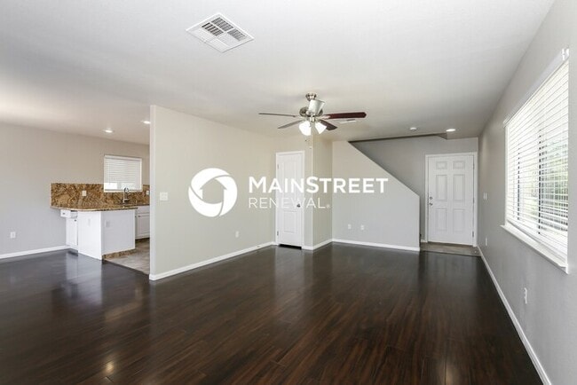 Photo - 3 Bedroom Pet-Friendly Home in Henderson, NV with Main Street Renewal
