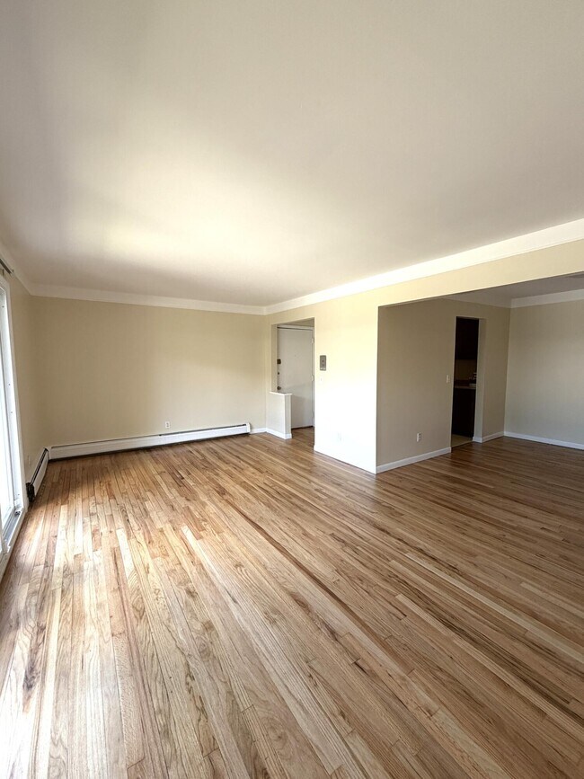 1209 Island Dr Unit 104