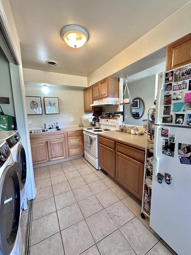 Photo - 1600 Banyan Dr