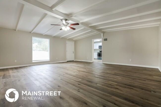 Photo - 739 Palmetto St