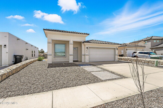Photo - 837 Paseo Drusy Pl