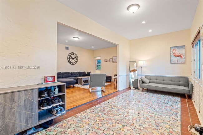 Photo - 46 Montilla Ave Unit 46