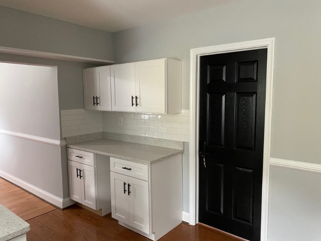 Photo - 4319 Kenwood Ave