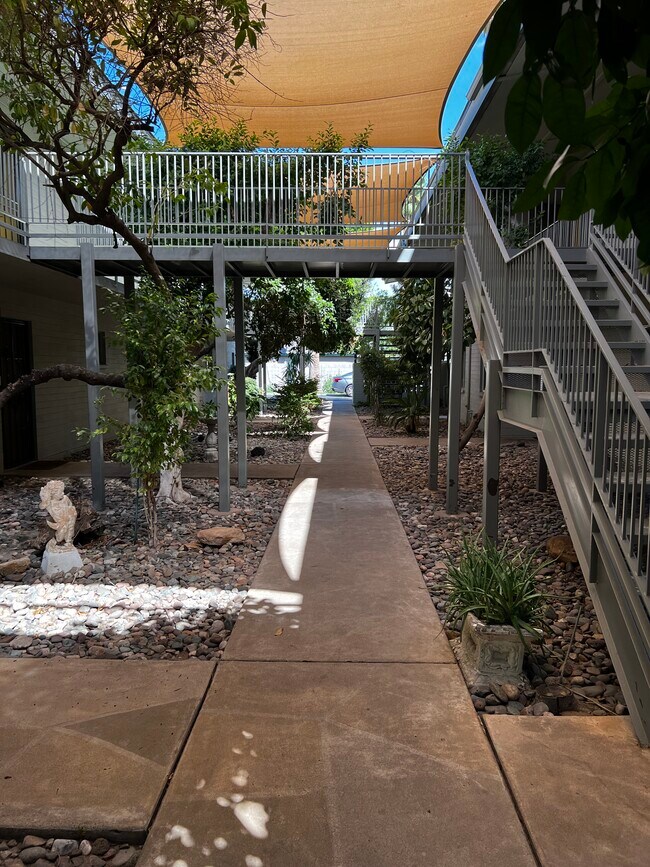 Photo - 1107 W Osborn Rd Unit 102