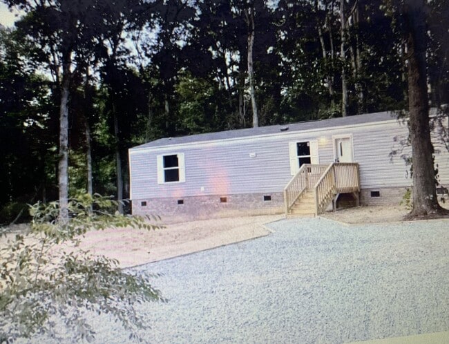 Building Photo - 3724 Poplin Rd