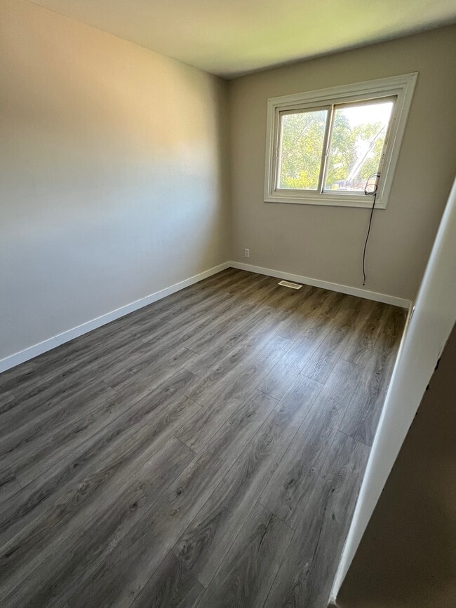 Photo - 505 Kathleen Ave