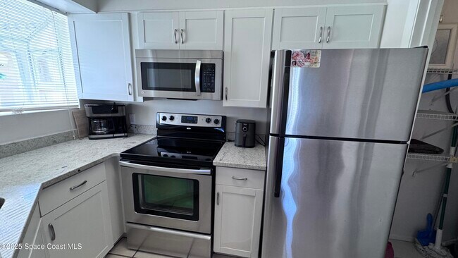 Photo - 1850 Charlesmont Dr Unit 124