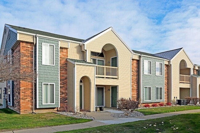 LAKE VILLAGE APARTMENTS