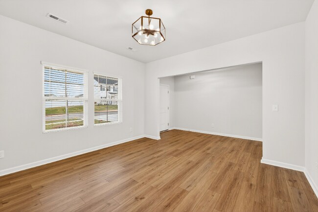 Photo - 5303 Spicewood Lk Dr