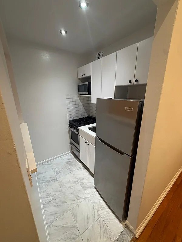 Photo - 119 E 83rd St Unidad 5D