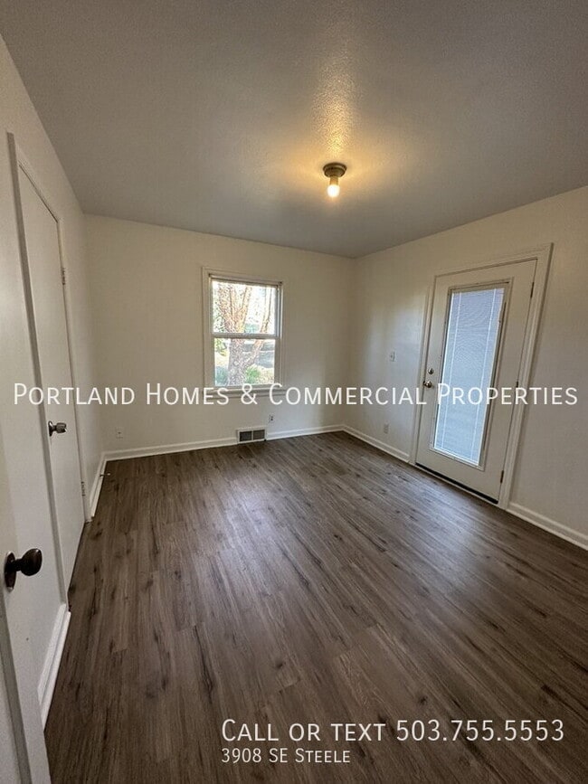 Photo - 3908 SE Steele-