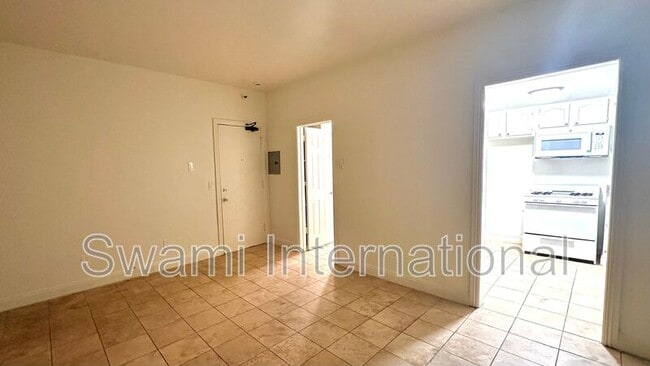 Photo - 1131 S Beacon St Unit 03