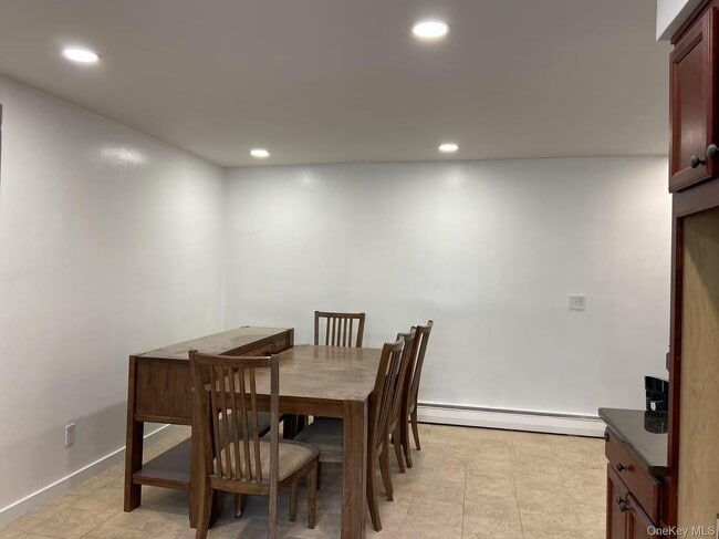 Photo - 3841 Orloff Ave