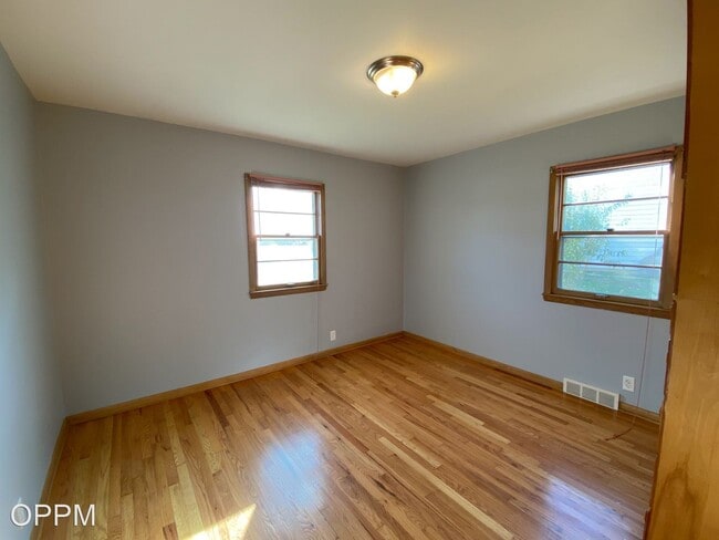 Photo - 2 br, 1.5 bath House - 3520 Hascall St