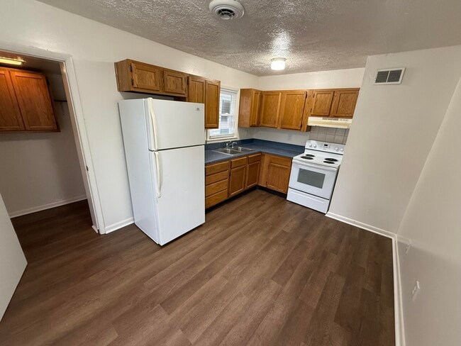 Photo - 336 Peachtree Rd