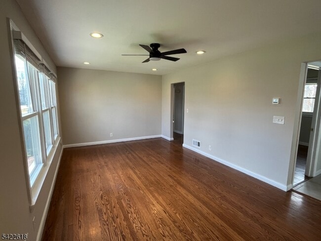 Photo - 76 Liberty St