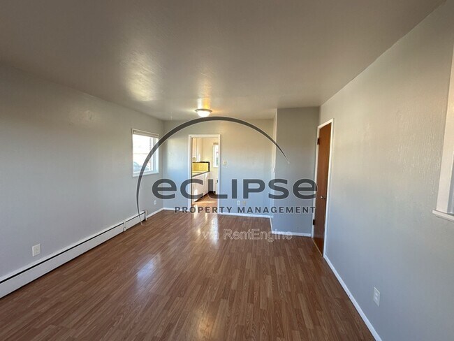 Photo - 1823 Gunnison Ave