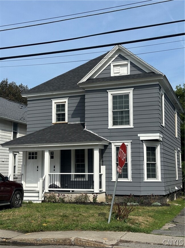 Photo - 129 Charles Ave