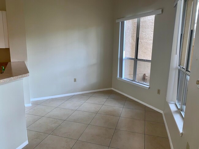 Photo - 4799 Via Palm Lakes Unit 1606