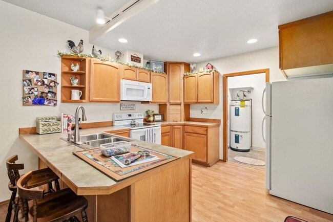 Photo - 2 bed 2 bath Condo in Newport