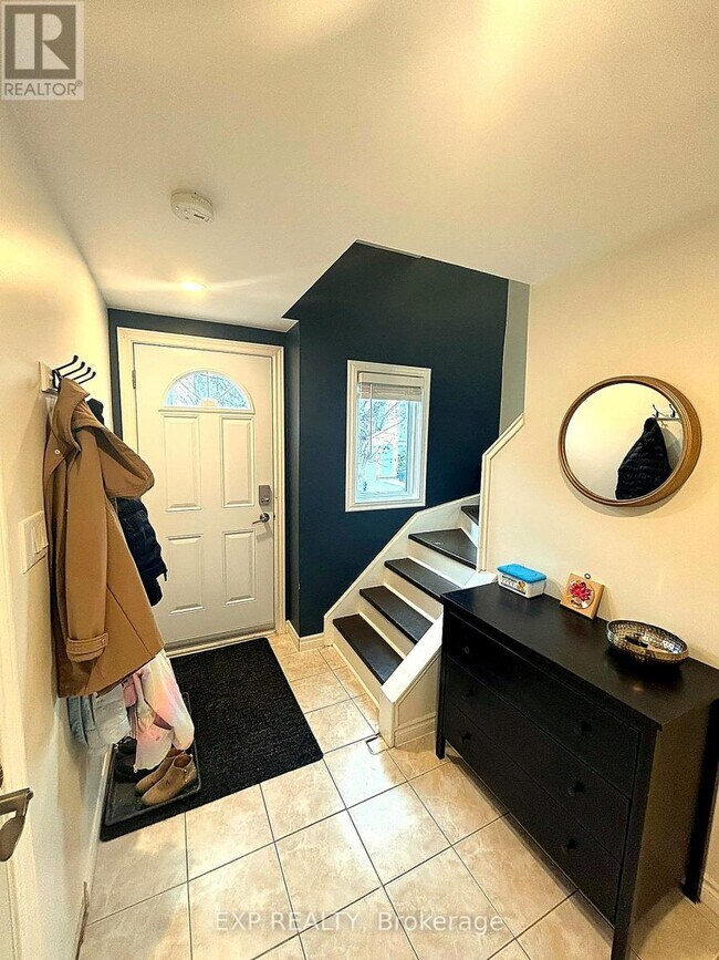 Photo - 1255 Upper Gage Ave