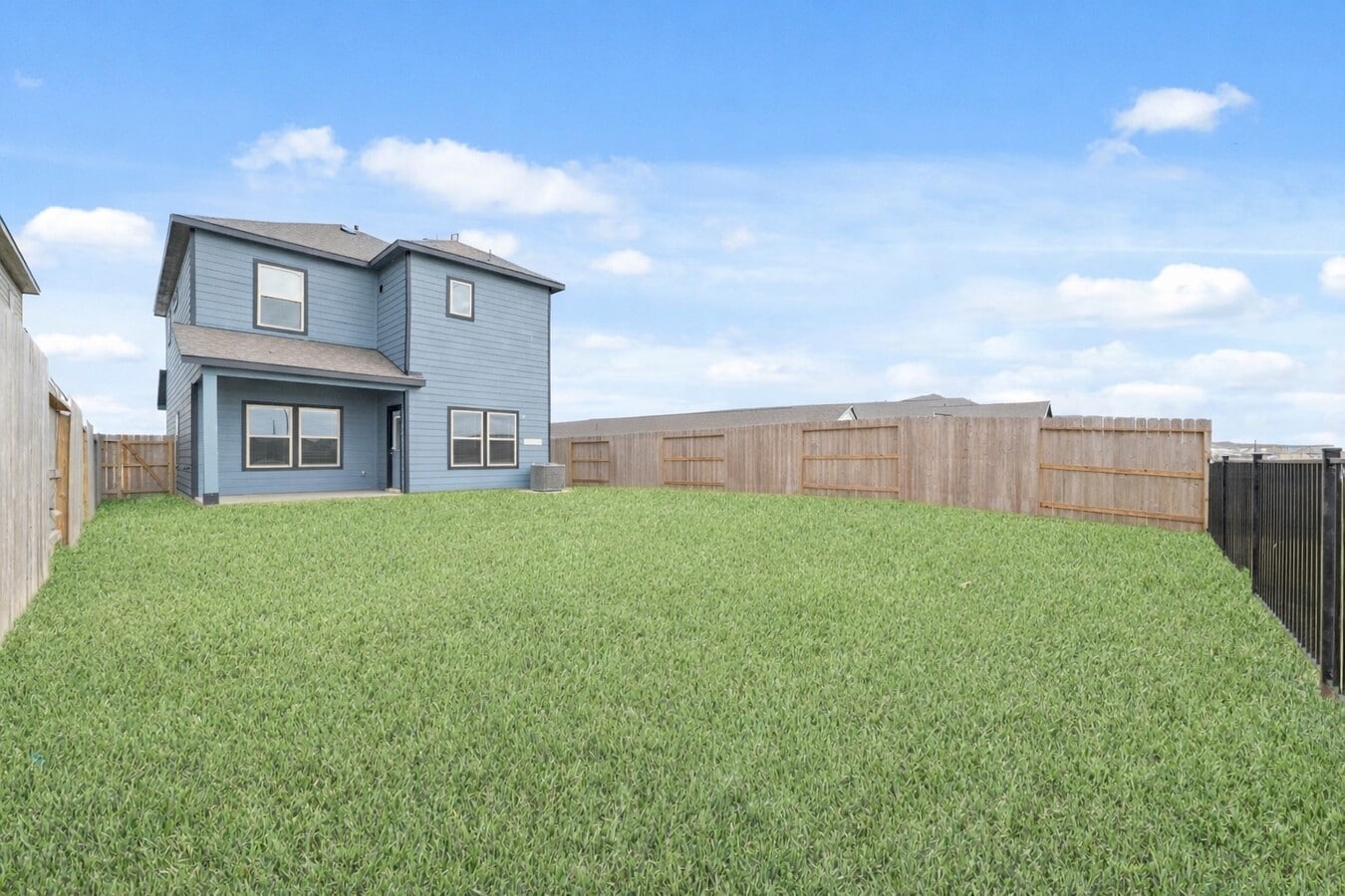 Photo - 1118 Elsinore Dr