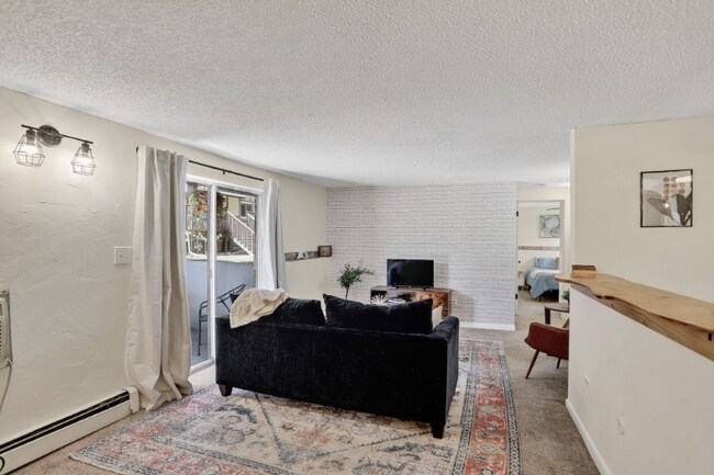 Photo - 8060 W 9th Ave