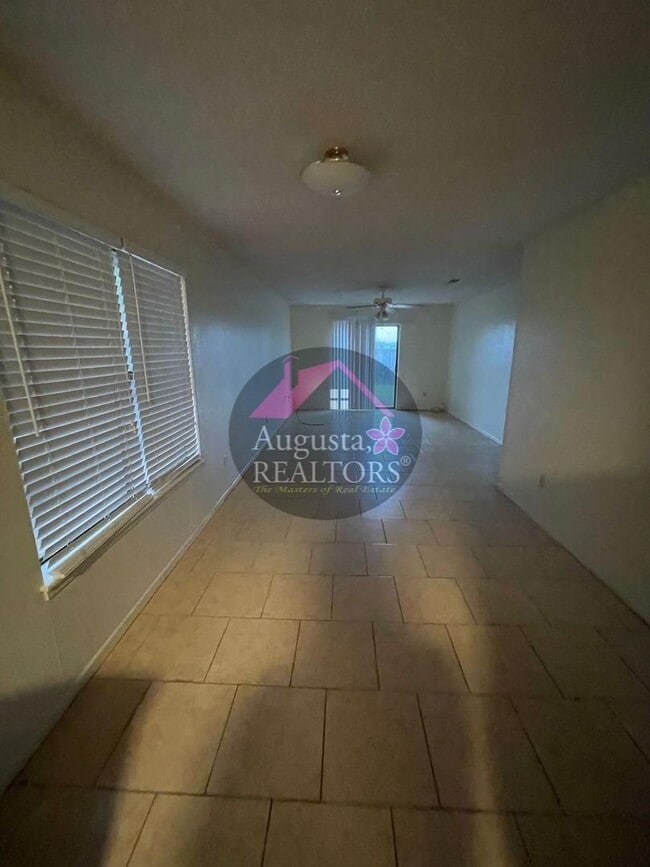 Photo - JC-4626/4634 Marlboro Unit 4634 Marlboro