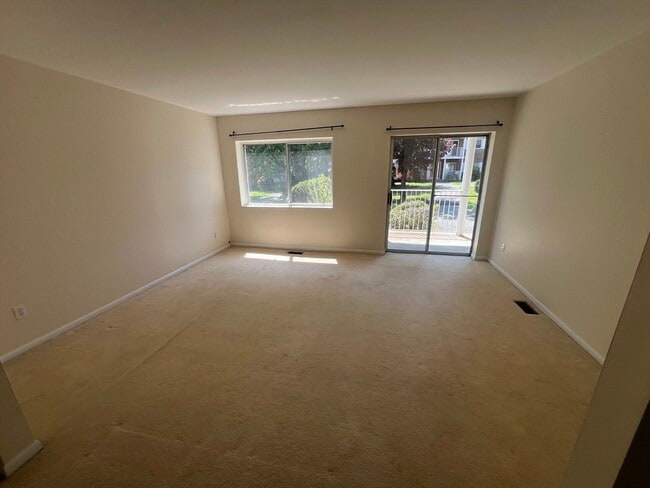 Photo - 10 Bayberry Dr Unit 2