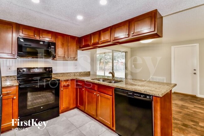 Photo - 6428 Ridge Crest Dr