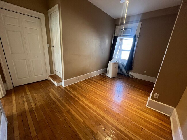 Photo - 73 St Paul St Unit 2