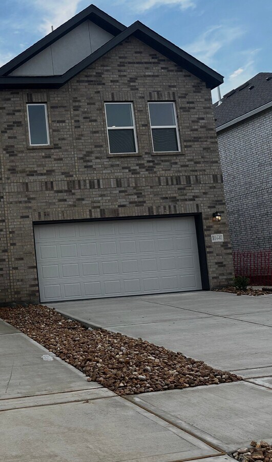Photo - 2144 Salinas Dr