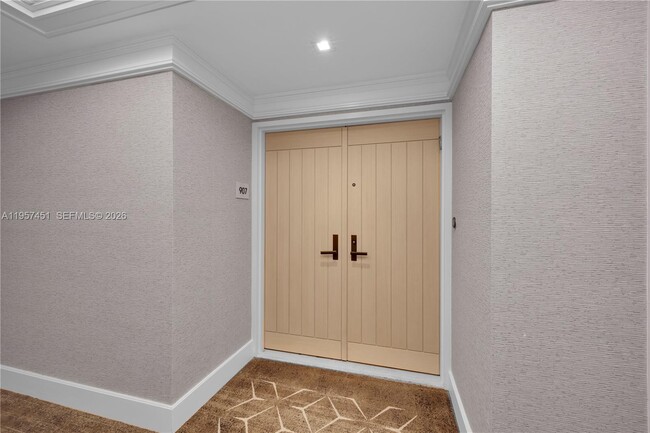 Photo - 2 Grove Isle Dr Unit B907