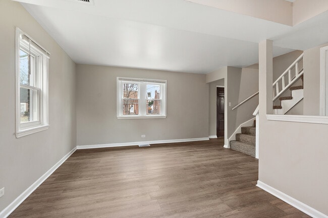 Photo - 14434 S Edbrooke Ave