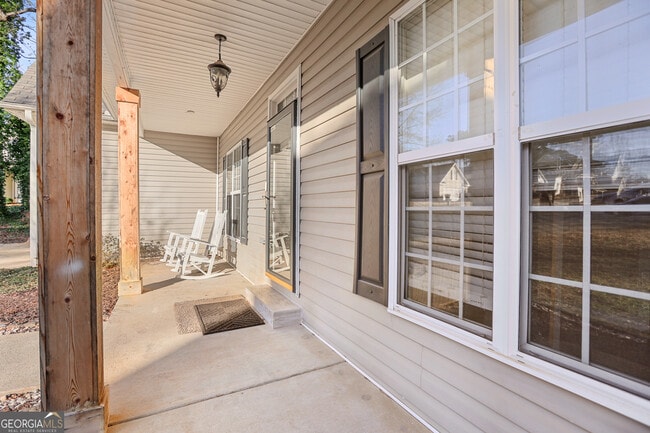 Photo - 204 Victoria Trace