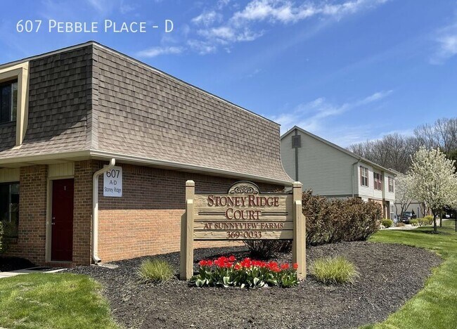 Building Photo - 607 Pebble Pl Dr Unit D