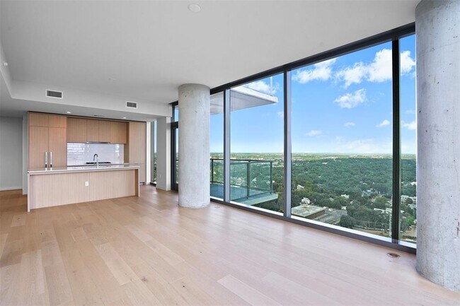 44 East Ave Unit 2510