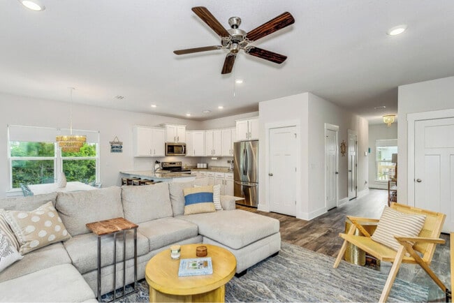 Photo - 7936 Sweet Retreat Ln