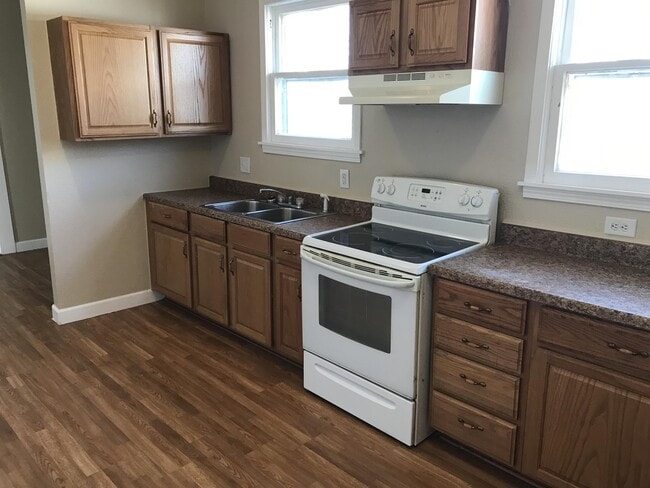 Photo - 806 N Park Ave