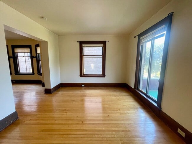 Photo - 2570 N Murray Ave Unit 02