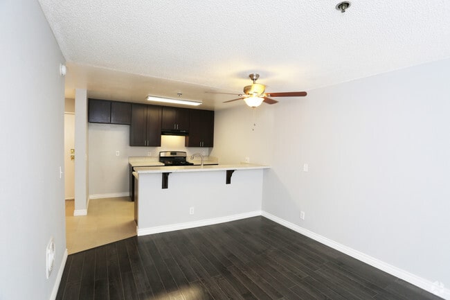 1BR, 1BA, Kitchen-A