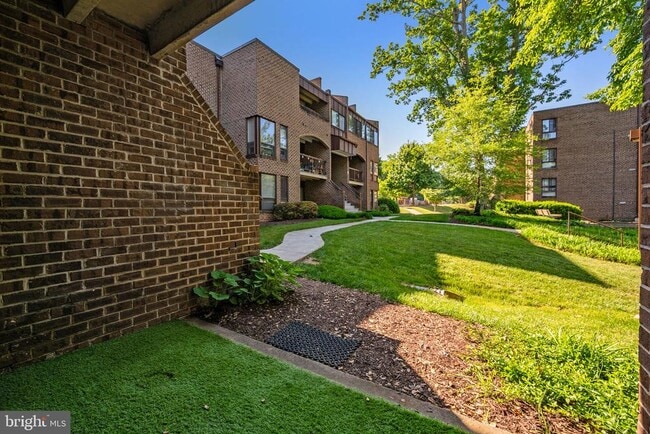 Photo - 11240 Chestnut Grove Square Unit 157