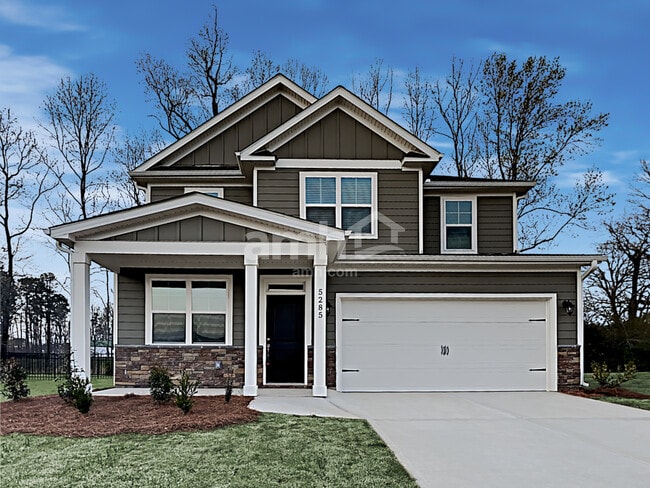 Building Photo - 5285 Valley Dr