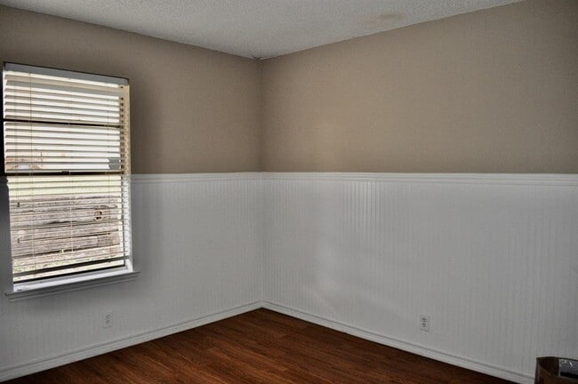 Photo - 8304 Red Willow Dr