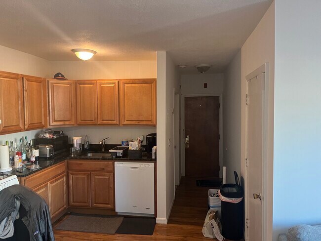 Photo - 145 Endicott St Unit 9