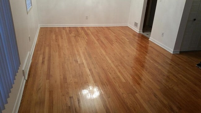 Photo - 6849 Country Ln