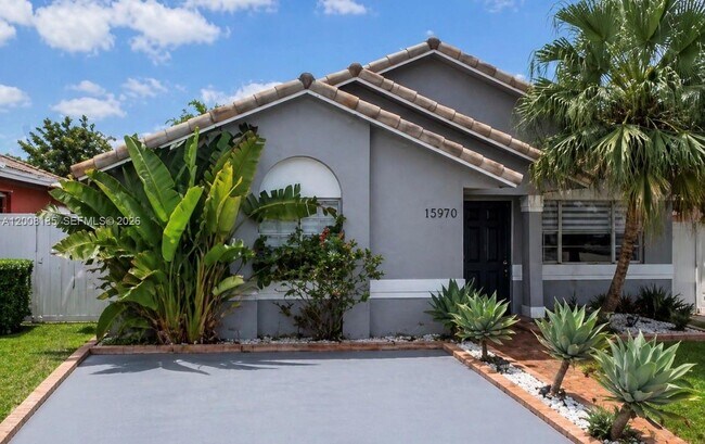 Building Photo - 15970 SW 81st Ter