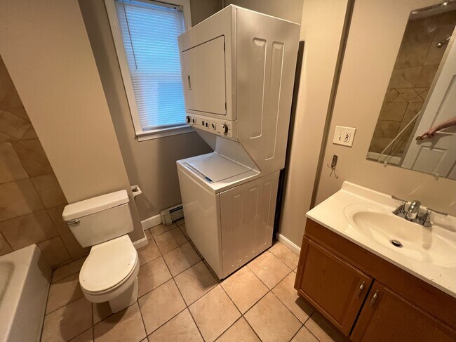 Photo - 68 Calumet St Unit 68 Calumet St. #1