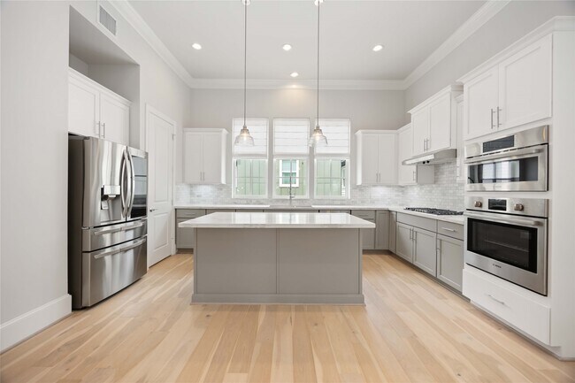 Photo - 610 Delmar St